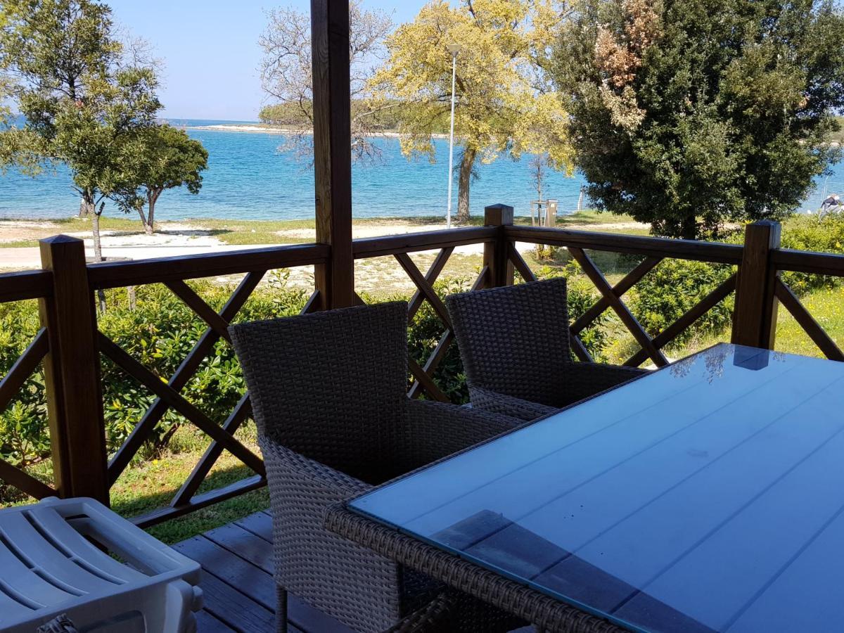 Naturist Mobile Homes Eden In Fkk Ulika Porec Exterior photo